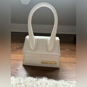 Jacquemus Le chiquito White mini purse